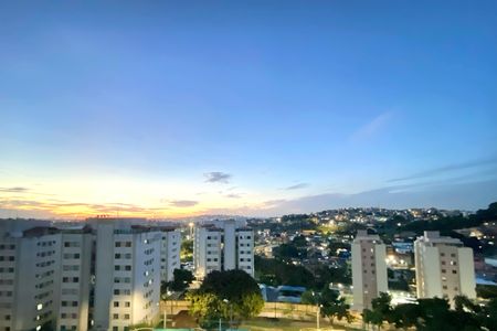 Apartamento à venda com 52m², 2 quartos e 1 vaga Apartamento à venda com 52m², 2 quartos e 1 vagaVista