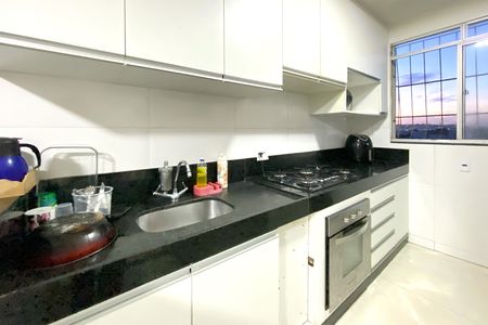 Apartamento à venda com 52m², 2 quartos e 1 vaga Apartamento à venda com 52m², 2 quartos e 1 vagaCozinha
