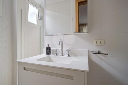 Casa à venda com 5 quartos, 436m² em Jardim Cordeiro, São Paulo