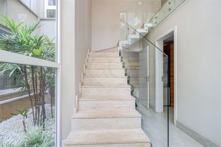 Casa à venda com 5 quartos, 436m² em Jardim Cordeiro, São Paulo