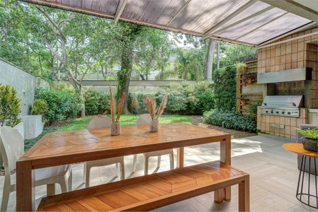Casa à venda com 5 quartos, 436m² em Jardim Cordeiro, São Paulo
