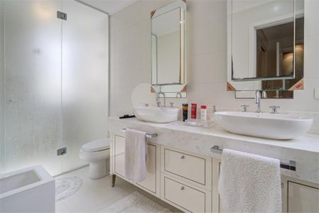 Casa à venda com 5 quartos, 436m² em Jardim Cordeiro, São Paulo