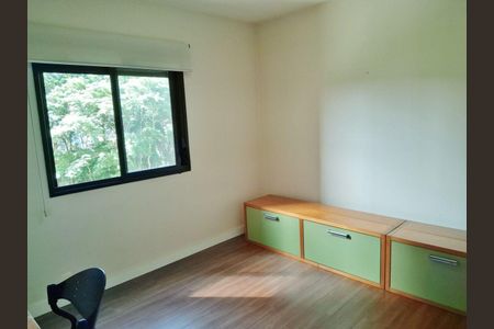 Apartamento à venda com 3 quartos, 191m² em Vila Suzana, São Paulo