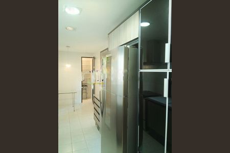 Apartamento à venda com 191m², 3 quartos e 3 vagas