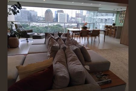 Apartamento à venda com 183m², 3 quartos e 3 vagas
