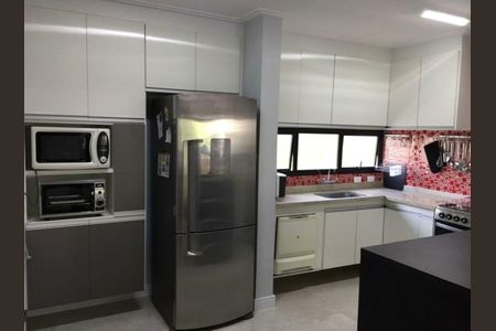 Apartamento à venda com 135m², 3 quartos e 3 vagas