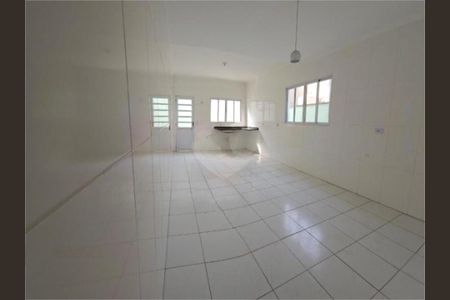 Casa à venda com 175m², 3 quartos e 4 vagas