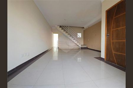 Casa à venda com 3 quartos, 175m² em Vila Guaca, São Paulo
