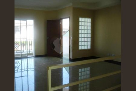 Casa à venda com 175m², 3 quartos e 4 vagas