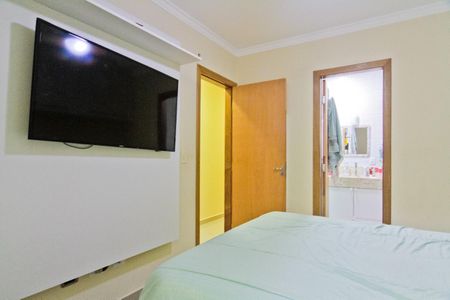 Casa à venda com 147m², 3 quartos e 2 vagasSuíte