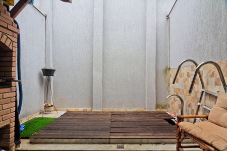 Casa à venda com 147m², 3 quartos e 2 vagasÁrea externa
