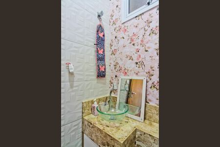 Casa à venda com 147m², 3 quartos e 2 vagasLavabo