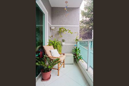 Casa à venda com 147m², 3 quartos e 2 vagasVaranda