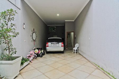 Casa à venda com 147m², 3 quartos e 2 vagasGaragem