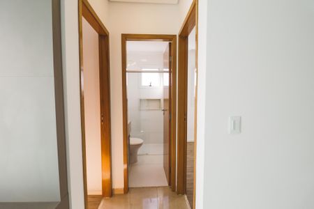 Corredor de apartamento para alugar com 2 quartos, 45m² em Jardim São Paulo, São Paulo