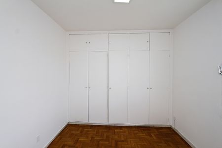 Apartamento para alugar com 110m², 3 quartos e 1 vagaQuarto 2