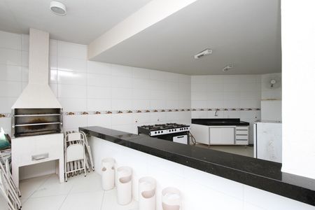 Apartamento para alugar com 110m², 3 quartos e 1 vagaÁrea comum - Salão de festas