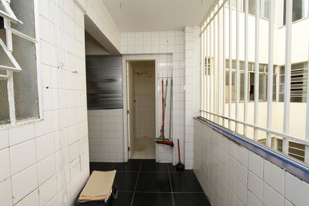 Apartamento para alugar com 110m², 3 quartos e 1 vagaÁrea de Serviço