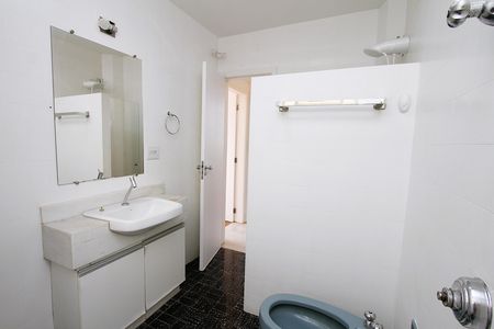 Apartamento para alugar com 110m², 3 quartos e 1 vagaBanheiro Social