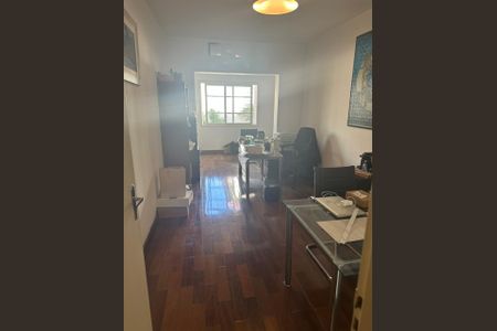 Casa à venda com 3 quartos, 182m² em Campo Belo, São Paulo