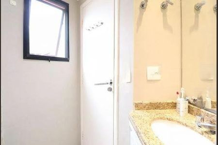 Apartamento à venda com 2 quartos, 57m² em Lapa, São Paulo