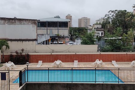 Apartamento à venda com 63m², 2 quartos e 1 vaga Apartamento à venda com 63m², 2 quartos e 1 vagaÁrea comum - Piscina