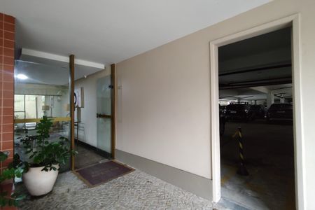 Apartamento à venda com 63m², 2 quartos e 1 vaga Apartamento à venda com 63m², 2 quartos e 1 vagaHall de entrada