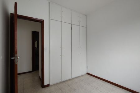 Apartamento à venda com 63m², 2 quartos e 1 vaga Apartamento à venda com 63m², 2 quartos e 1 vagaQuarto 1 - Armários