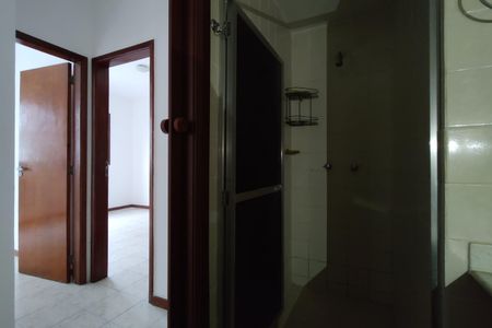 Apartamento à venda com 63m², 2 quartos e 1 vaga Apartamento à venda com 63m², 2 quartos e 1 vagaBanheiro Social