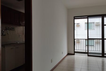 Apartamento à venda com 63m², 2 quartos e 1 vaga Apartamento à venda com 63m², 2 quartos e 1 vagaSala