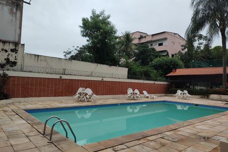 Apartamento à venda com 63m², 2 quartos e 1 vaga Apartamento à venda com 63m², 2 quartos e 1 vagaÁrea comum - Piscina
