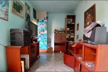 Casa à venda com 4 quartos, 250m² em Penha de França, São Paulo