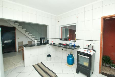 Casa à venda com 202m², 4 quartos e 4 vagas Casa à venda com 202m², 4 quartos e 4 vagasCozinha
