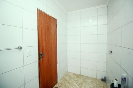 Casa à venda com 202m², 4 quartos e 4 vagas Casa à venda com 202m², 4 quartos e 4 vagasBanheiro Social
