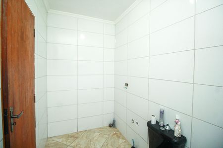 Casa à venda com 202m², 4 quartos e 4 vagas Casa à venda com 202m², 4 quartos e 4 vagasBanheiro Social