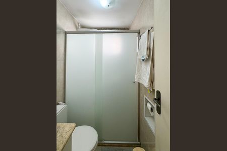 Apartamento à venda com 63m², 2 quartos e 1 vaga Apartamento à venda com 63m², 2 quartos e 1 vagaBanheiro Social