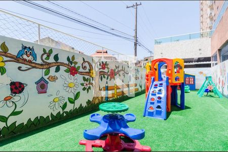 Apartamento à venda com 63m², 2 quartos e 1 vaga Apartamento à venda com 63m², 2 quartos e 1 vagaÁrea comum - Playground
