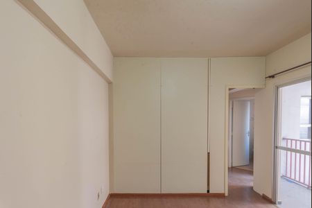 Apartamento à venda com 34m², 1 quarto e 1 vaga Apartamento à venda com 34m², 1 quarto e 1 vagaSala