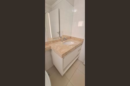 Apartamento para alugar com 156m², 3 quartos e 2 vagas Apartamento para alugar com 156m², 3 quartos e 2 vagasBanheiro da Suíte 2