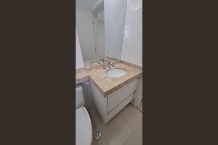 Apartamento para alugar com 156m², 3 quartos e 2 vagas Apartamento para alugar com 156m², 3 quartos e 2 vagasBanheiro da Suíte 1
