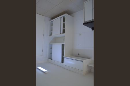 Apartamento para alugar com 156m², 3 quartos e 2 vagasCozinha