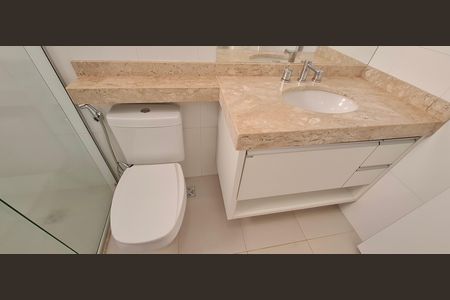 Apartamento para alugar com 156m², 3 quartos e 2 vagas Apartamento para alugar com 156m², 3 quartos e 2 vagasBanheiro da Suíte 1