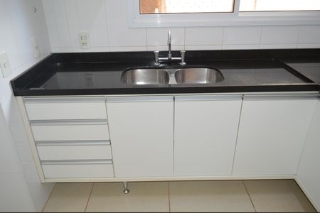 Apartamento para alugar com 156m², 3 quartos e 2 vagasCozinha