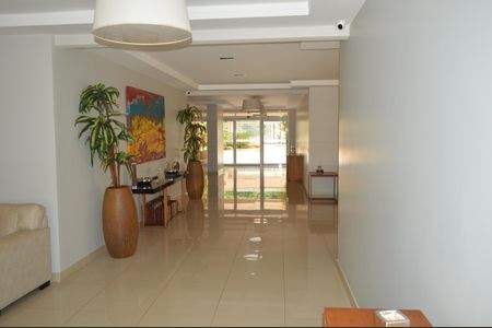 Apartamento para alugar com 156m², 3 quartos e 2 vagasHall social