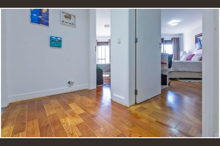 Apartamento para alugar com 4 quartos, 230m² em Jardim Vila Mariana, São Paulo