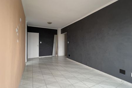 Apartamento à venda com 70m², 2 quartos e 1 vaga Apartamento à venda com 70m², 2 quartos e 1 vagaSala