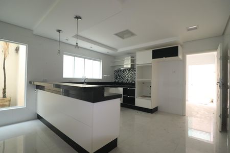 Casa para alugar com 300m², 3 quartos e 4 vagasCozinha