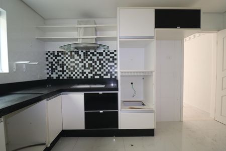 Casa para alugar com 300m², 3 quartos e 4 vagasCozinha