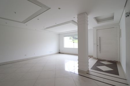 Casa para alugar com 300m², 3 quartos e 4 vagasSala