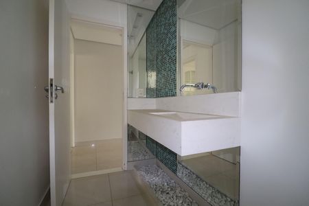 Casa para alugar com 300m², 3 quartos e 4 vagasLavabo